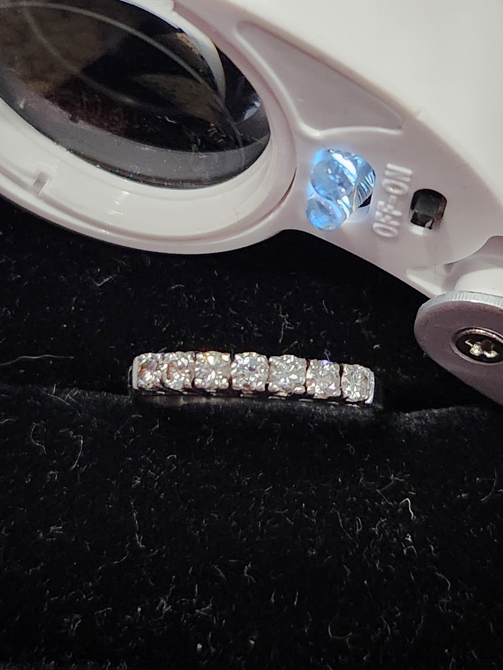 DIAMOND RING - Picture 8 of 11